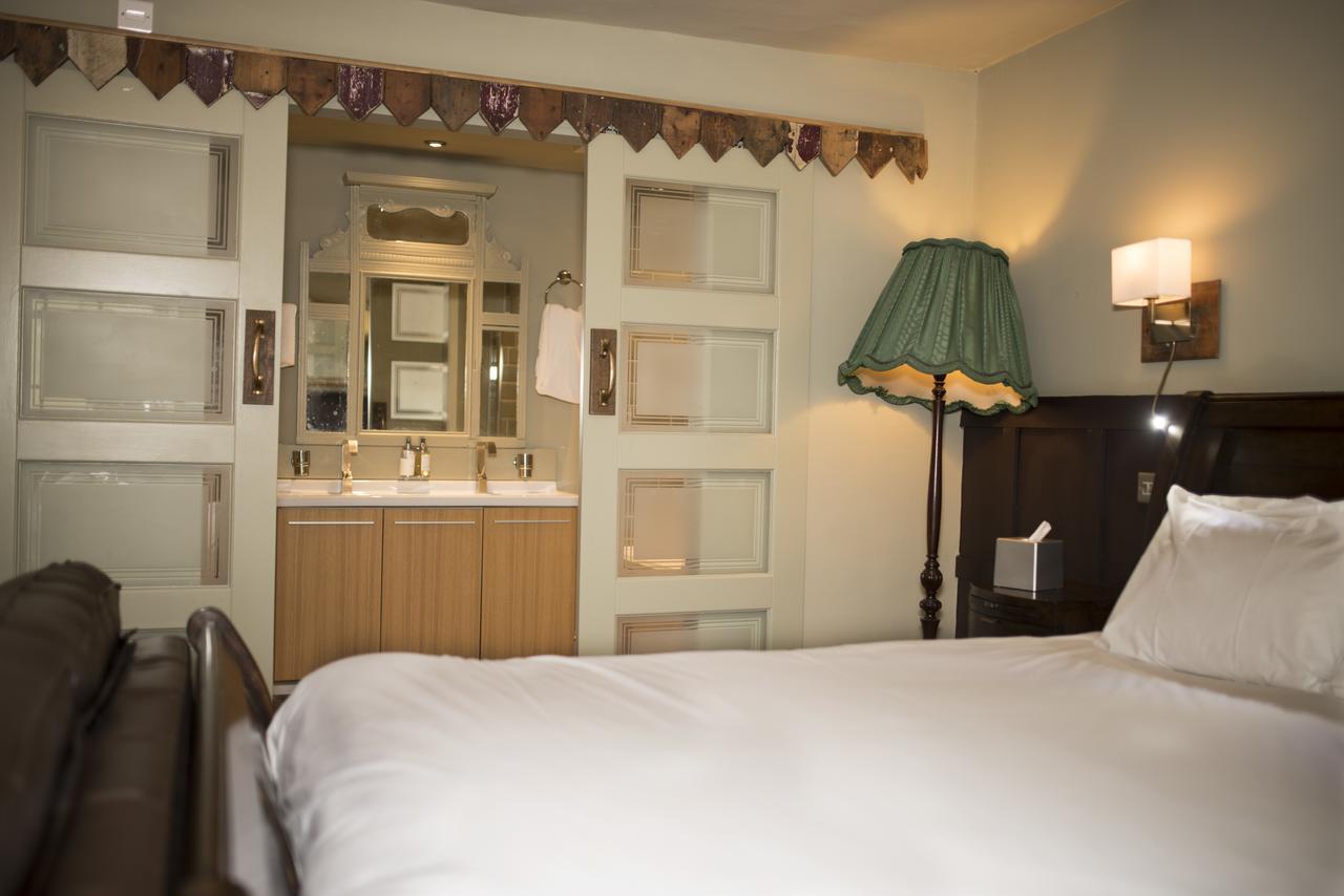 Alma Inn & Dining Rooms Харвич Экстерьер фото